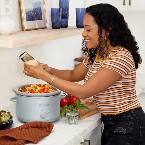Crock-Pot 4.5 Quart Manual Slow Cooker – Macaroon Blue v1017